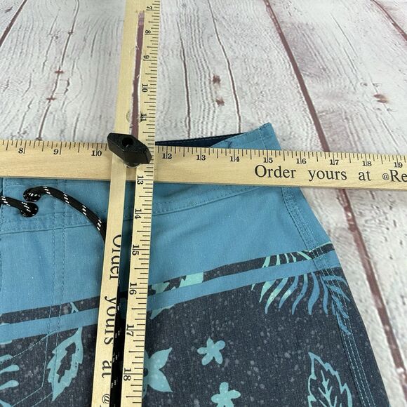 O'Neill Mens Sz 30 Board Shorts Beach Swim Pool - Picture 8 of 12